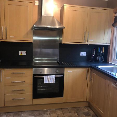 Number 12 Self Catering Villa Portree Bagian luar foto